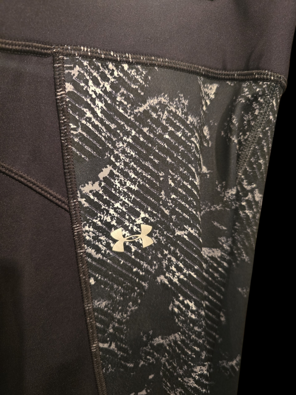 Under Armour Black & White Patterned Training Leggings